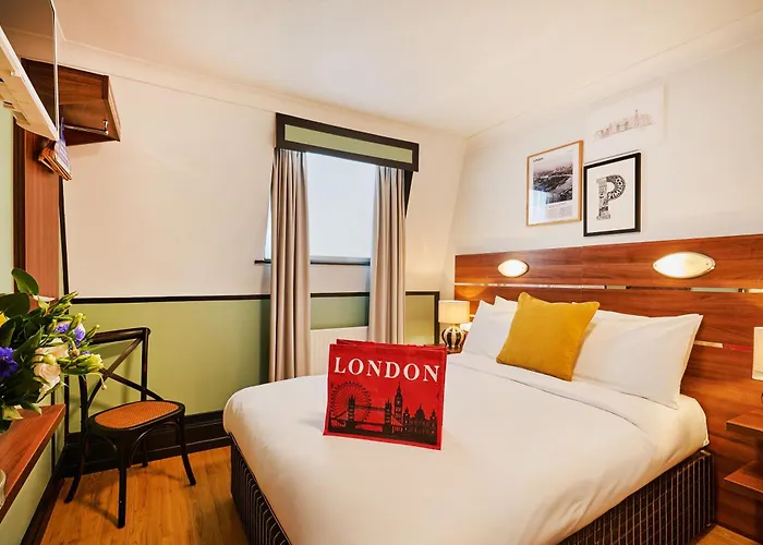 Huttons Hotel, Victoria London